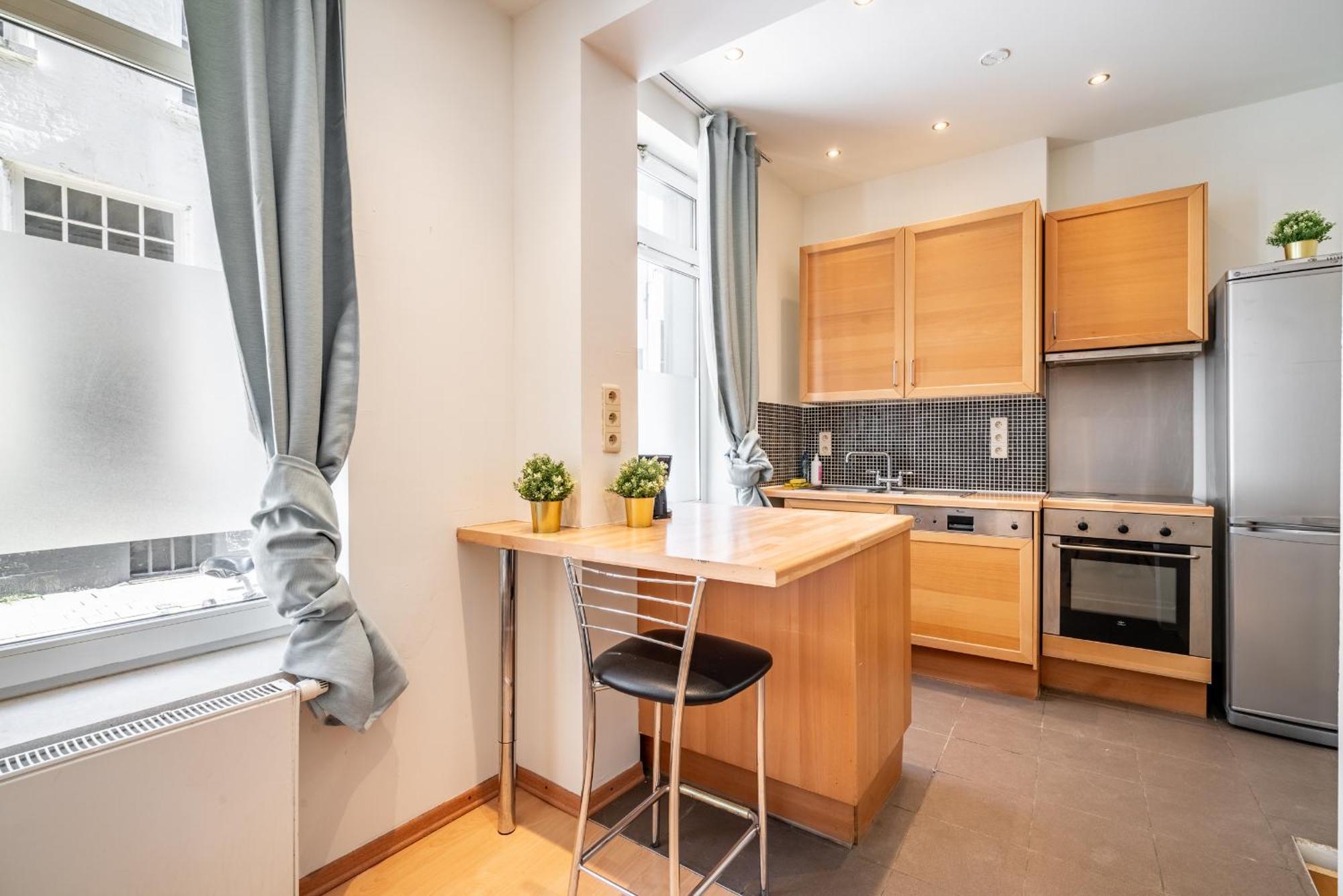 Authentic Apartments In The Center Of Antwerp Antuérpia Exterior foto